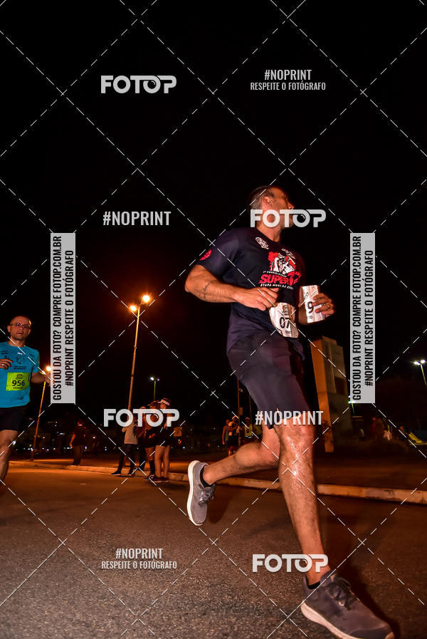 Buy your photos of the event1 Corrida Noturna Super 17 - Etapa Mogi das Cruzes on Fotop