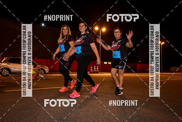 Buy your photos of the event1 Corrida Noturna Super 17 - Etapa Mogi das Cruzes on Fotop