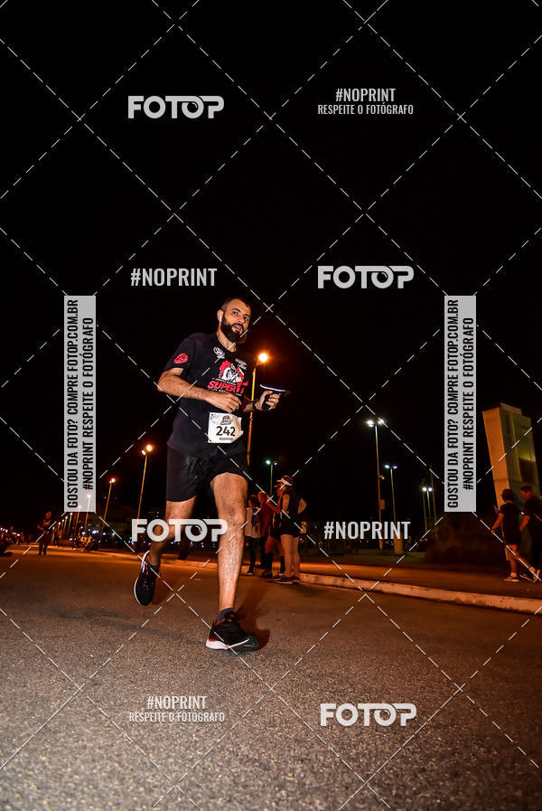 Buy your photos of the event1 Corrida Noturna Super 17 - Etapa Mogi das Cruzes on Fotop