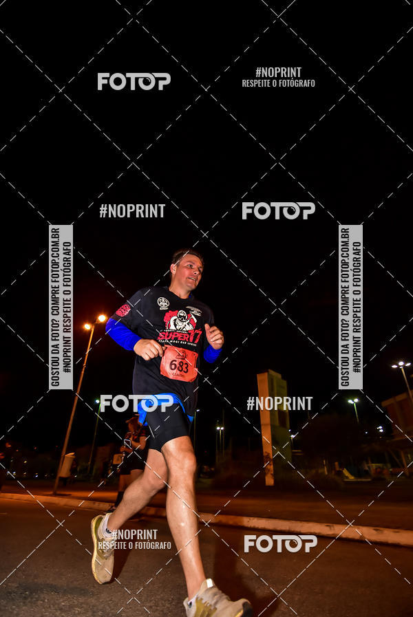 Buy your photos of the event1 Corrida Noturna Super 17 - Etapa Mogi das Cruzes on Fotop
