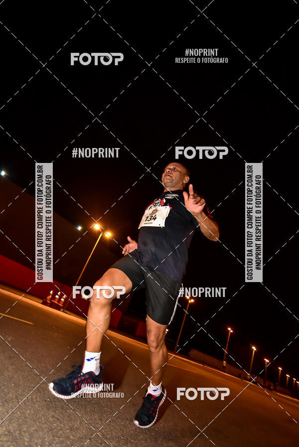 Buy your photos of the event1 Corrida Noturna Super 17 - Etapa Mogi das Cruzes on Fotop