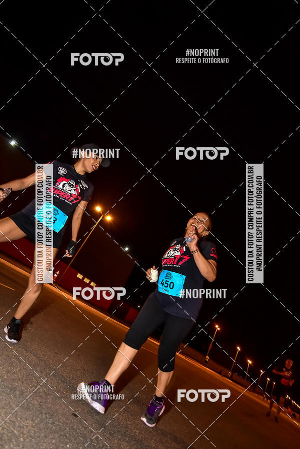 Buy your photos of the event1 Corrida Noturna Super 17 - Etapa Mogi das Cruzes on Fotop