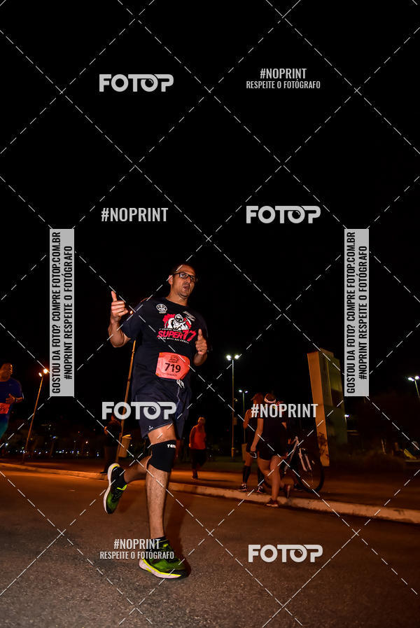 Buy your photos of the event1 Corrida Noturna Super 17 - Etapa Mogi das Cruzes on Fotop