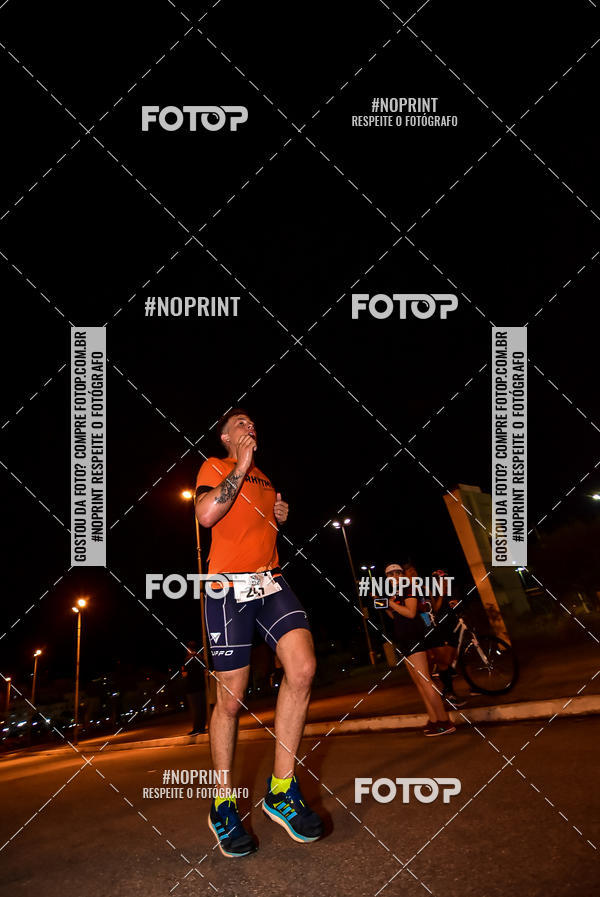 Buy your photos of the event1 Corrida Noturna Super 17 - Etapa Mogi das Cruzes on Fotop