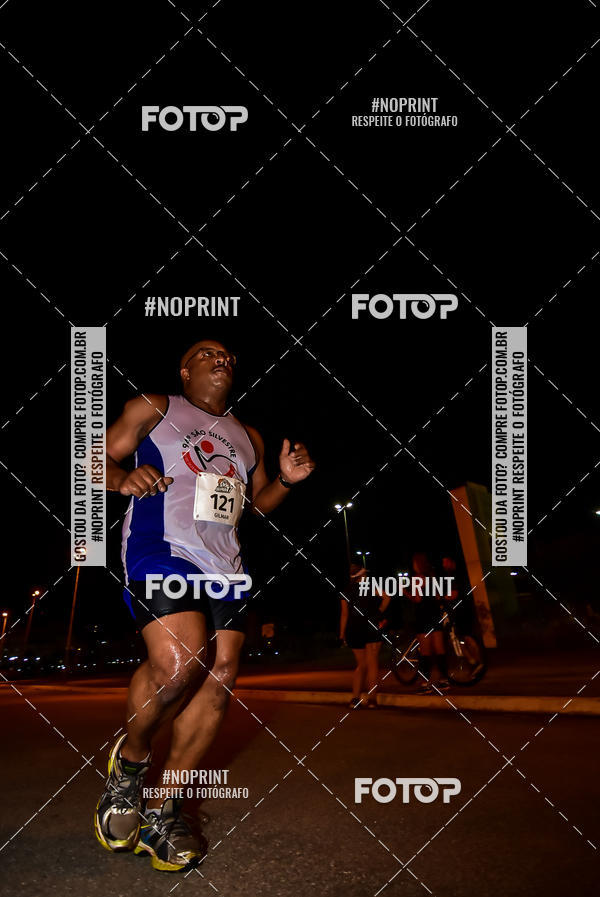Buy your photos of the event1 Corrida Noturna Super 17 - Etapa Mogi das Cruzes on Fotop