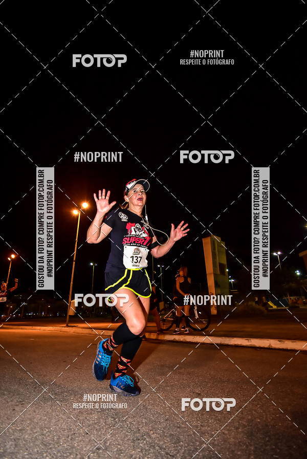 Buy your photos of the event1 Corrida Noturna Super 17 - Etapa Mogi das Cruzes on Fotop
