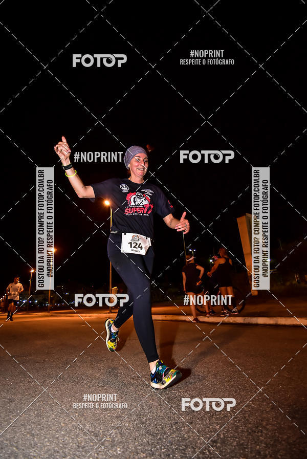 Buy your photos of the event1 Corrida Noturna Super 17 - Etapa Mogi das Cruzes on Fotop