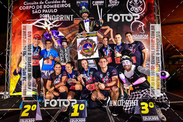 Buy your photos of the event1 Corrida Noturna Super 17 - Etapa Mogi das Cruzes on Fotop