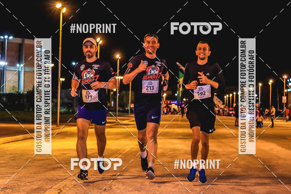 Compre suas fotos do evento1 Corrida Noturna Super 17 - Etapa Mogi das Cruzes no Fotop