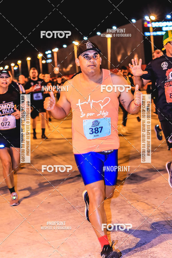 Compra tus fotos del evento1 Corrida Noturna Super 17 - Etapa Mogi das Cruzes En Fotop
