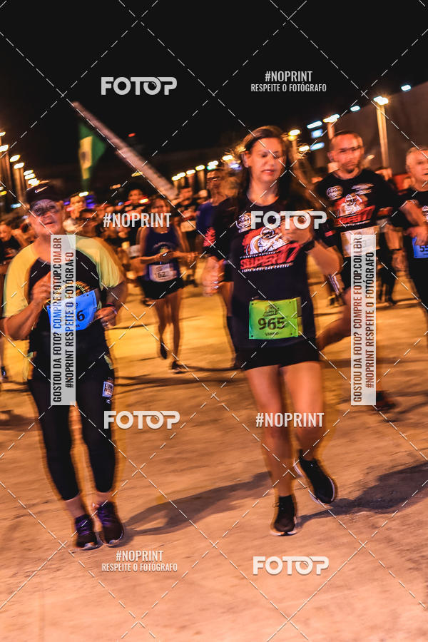 Compra tus fotos del evento1 Corrida Noturna Super 17 - Etapa Mogi das Cruzes En Fotop
