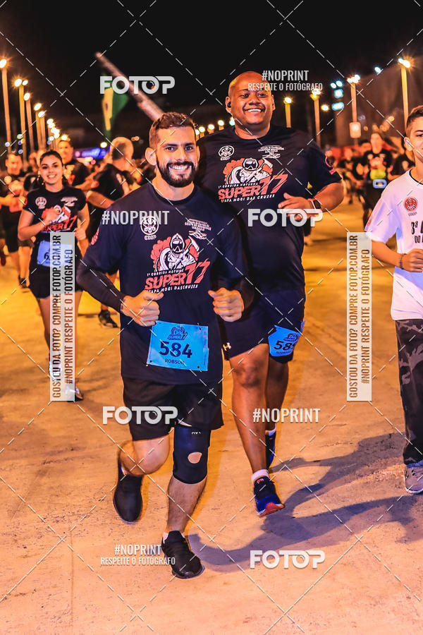 Achetez vos photos de l'vnement1 Corrida Noturna Super 17 - Etapa Mogi das Cruzes sur Fotop