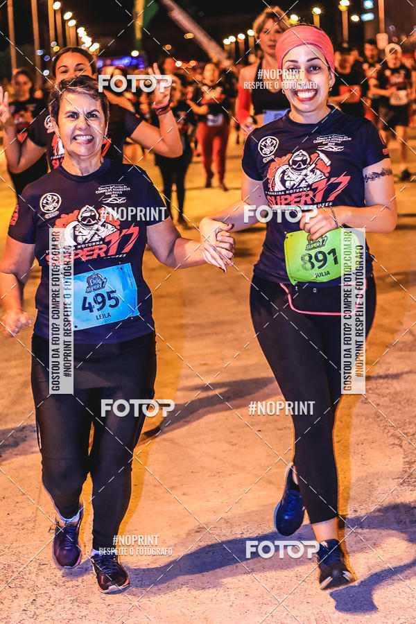 Achetez vos photos de l'vnement1 Corrida Noturna Super 17 - Etapa Mogi das Cruzes sur Fotop