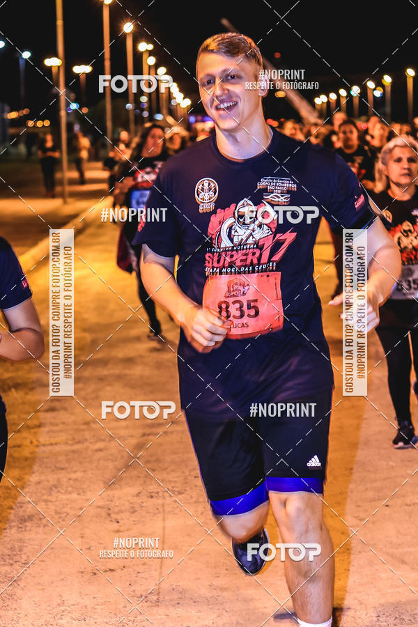 Achetez vos photos de l'vnement1 Corrida Noturna Super 17 - Etapa Mogi das Cruzes sur Fotop