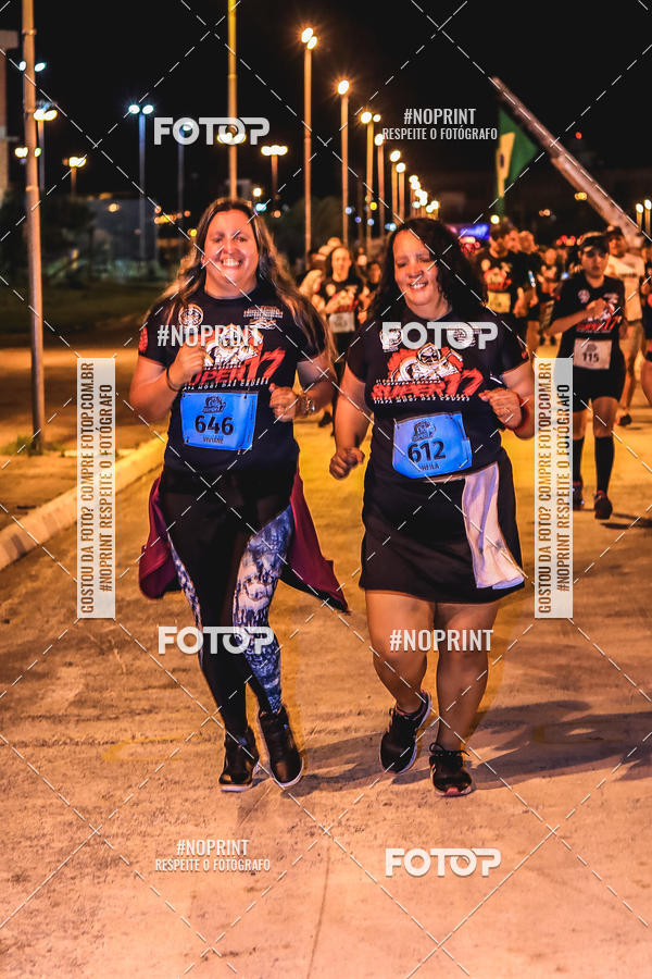 Achetez vos photos de l'vnement1 Corrida Noturna Super 17 - Etapa Mogi das Cruzes sur Fotop