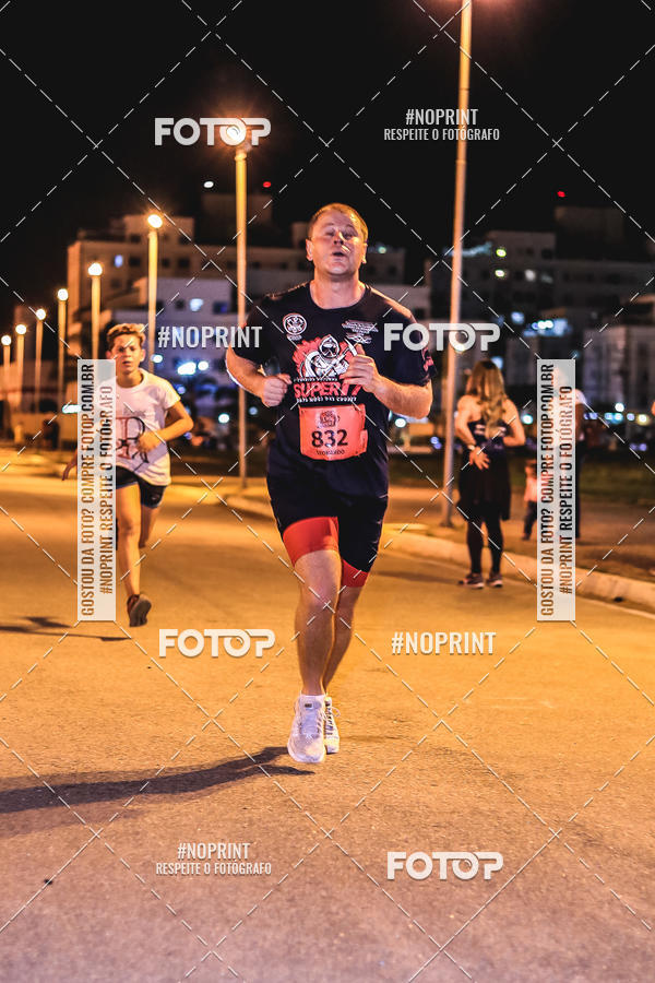 Buy your photos of the event1 Corrida Noturna Super 17 - Etapa Mogi das Cruzes on Fotop