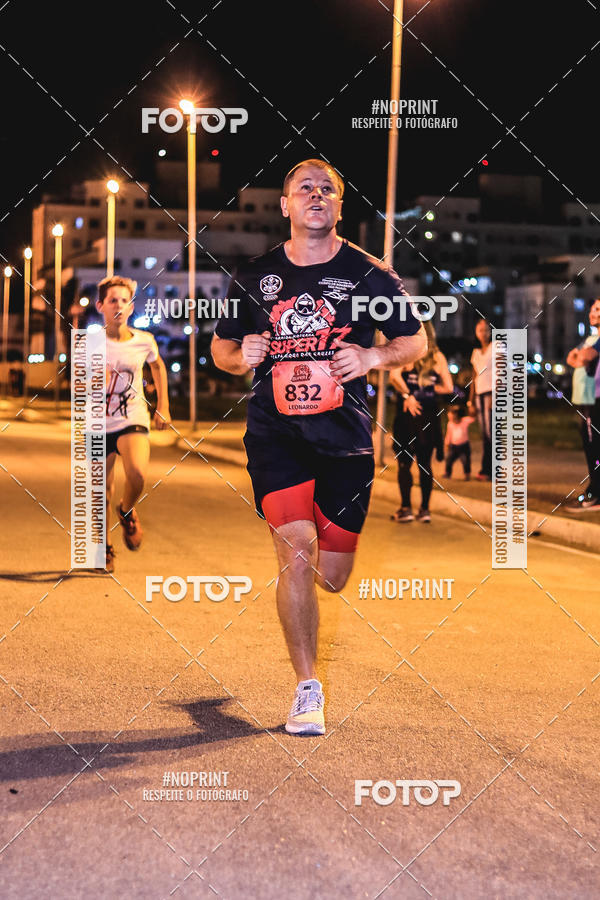 Buy your photos of the event1 Corrida Noturna Super 17 - Etapa Mogi das Cruzes on Fotop