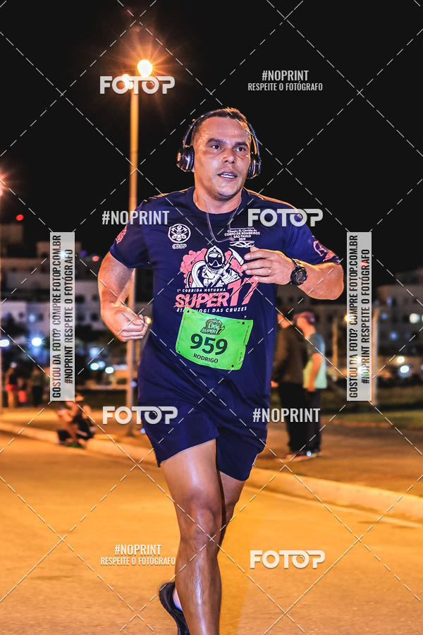 Compra tus fotos del evento1 Corrida Noturna Super 17 - Etapa Mogi das Cruzes En Fotop