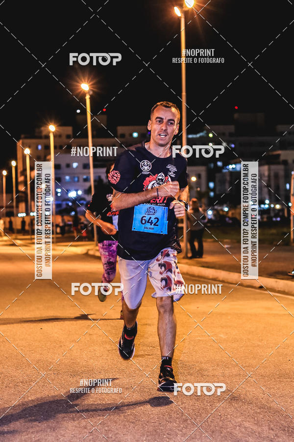 Achetez vos photos de l'vnement1 Corrida Noturna Super 17 - Etapa Mogi das Cruzes sur Fotop