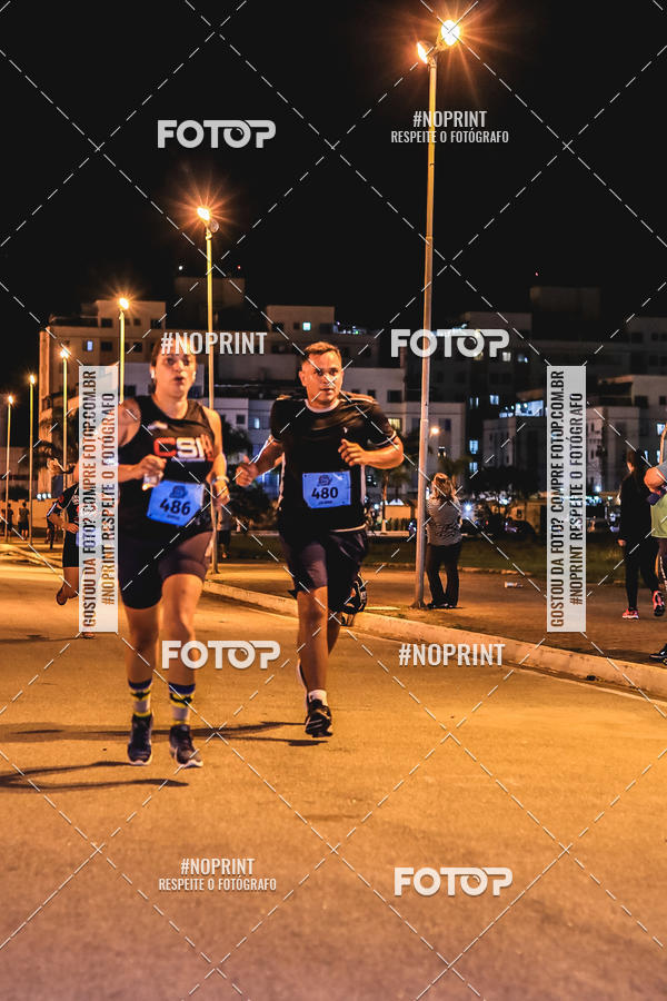 Achetez vos photos de l'vnement1 Corrida Noturna Super 17 - Etapa Mogi das Cruzes sur Fotop