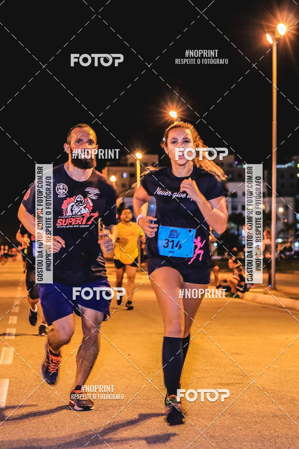 Compra tus fotos del evento1 Corrida Noturna Super 17 - Etapa Mogi das Cruzes En Fotop