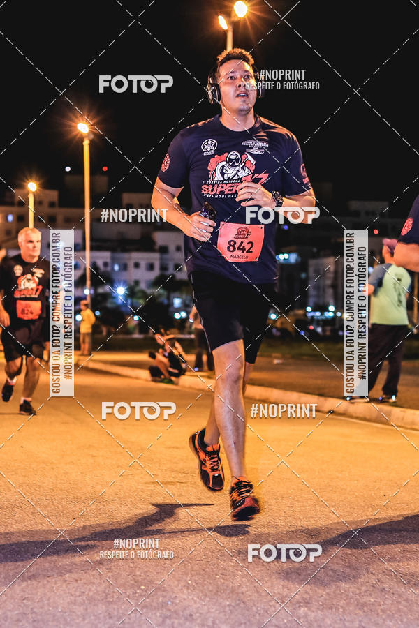 Achetez vos photos de l'vnement1 Corrida Noturna Super 17 - Etapa Mogi das Cruzes sur Fotop