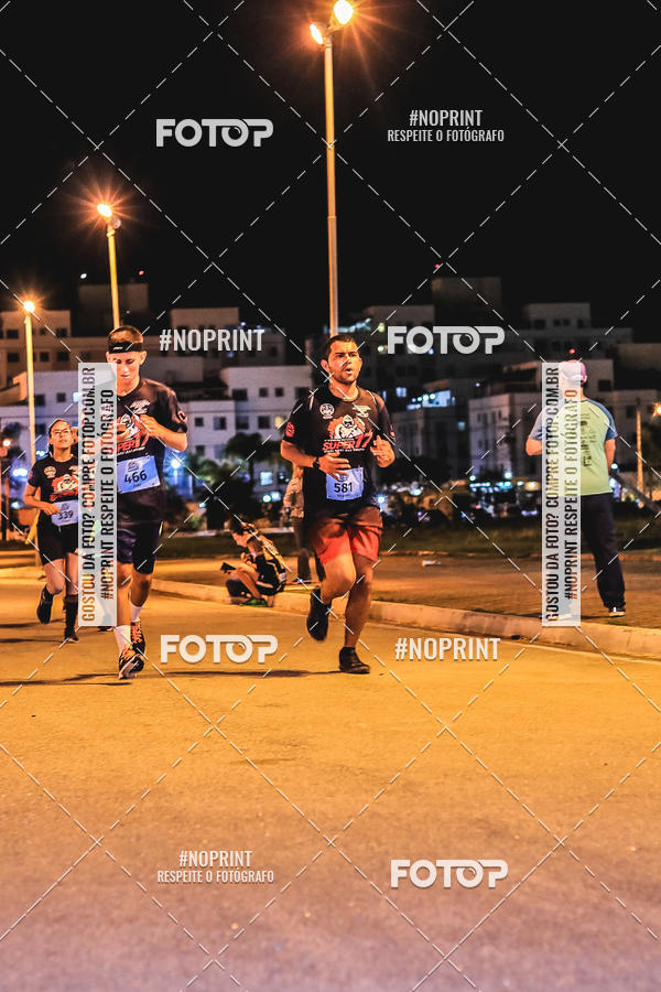 Achetez vos photos de l'vnement1 Corrida Noturna Super 17 - Etapa Mogi das Cruzes sur Fotop