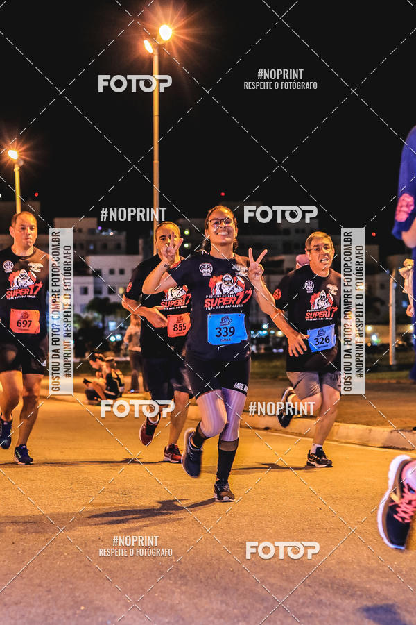 Achetez vos photos de l'vnement1 Corrida Noturna Super 17 - Etapa Mogi das Cruzes sur Fotop