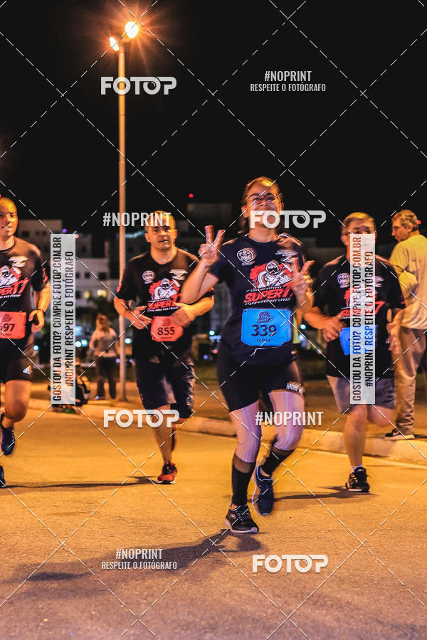 Achetez vos photos de l'vnement1 Corrida Noturna Super 17 - Etapa Mogi das Cruzes sur Fotop