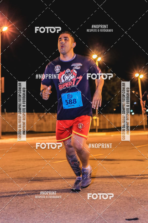 Compra tus fotos del evento1 Corrida Noturna Super 17 - Etapa Mogi das Cruzes En Fotop