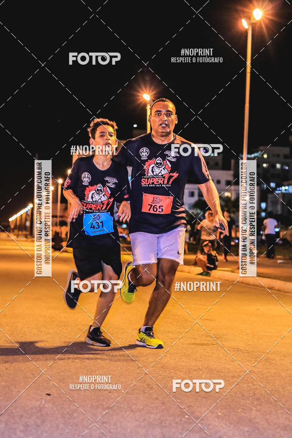 Compra tus fotos del evento1 Corrida Noturna Super 17 - Etapa Mogi das Cruzes En Fotop