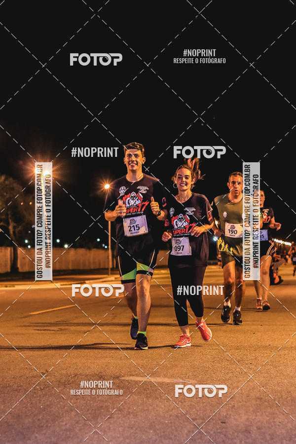 Compra tus fotos del evento1 Corrida Noturna Super 17 - Etapa Mogi das Cruzes En Fotop