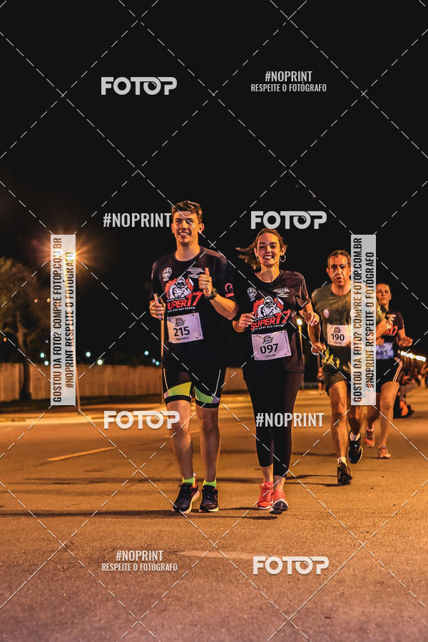Compra tus fotos del evento1 Corrida Noturna Super 17 - Etapa Mogi das Cruzes En Fotop