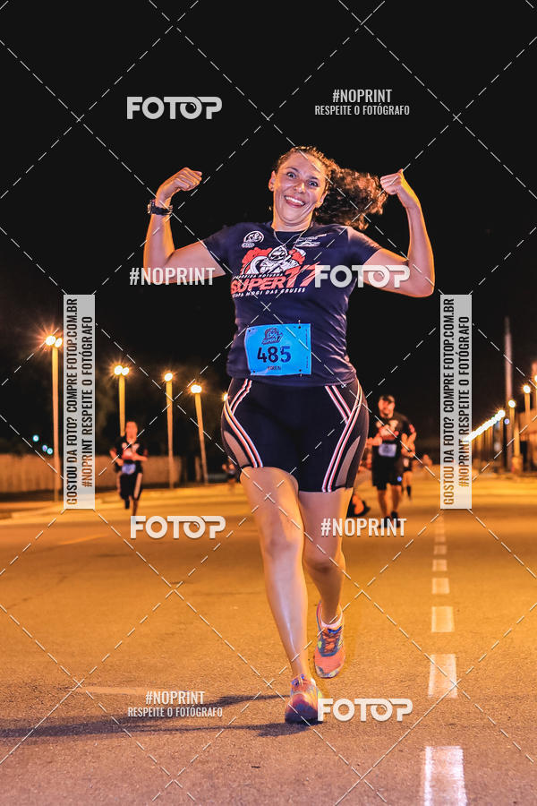 Compra tus fotos del evento1 Corrida Noturna Super 17 - Etapa Mogi das Cruzes En Fotop