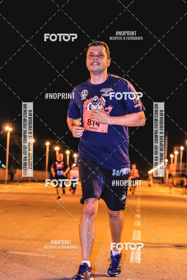 Buy your photos of the event1 Corrida Noturna Super 17 - Etapa Mogi das Cruzes on Fotop