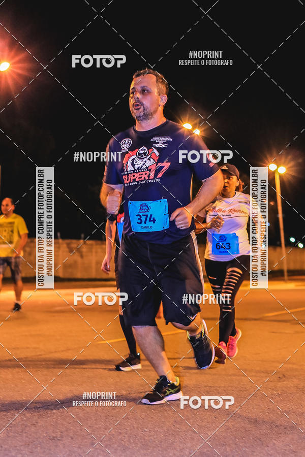 Buy your photos of the event1 Corrida Noturna Super 17 - Etapa Mogi das Cruzes on Fotop