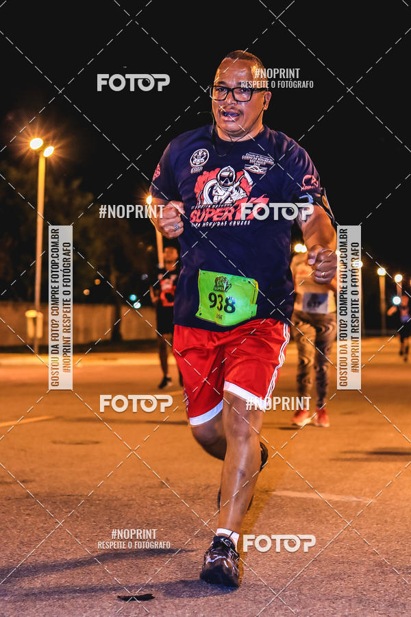 Buy your photos of the event1 Corrida Noturna Super 17 - Etapa Mogi das Cruzes on Fotop