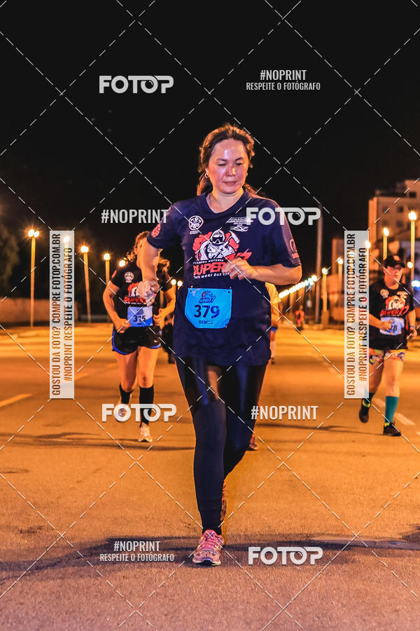 Acquista le foto dell'evento1 Corrida Noturna Super 17 - Etapa Mogi das Cruzes in Fotop