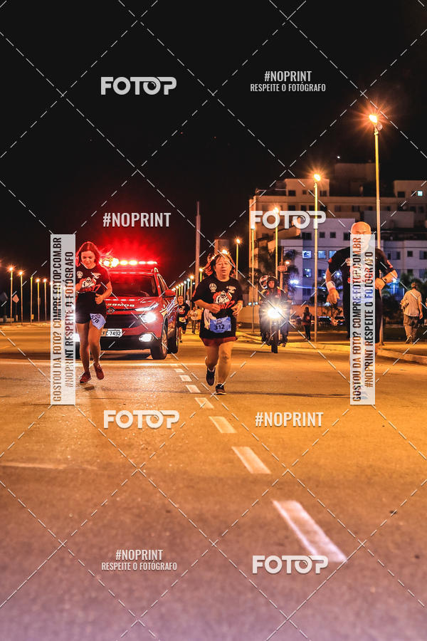 Buy your photos of the event1 Corrida Noturna Super 17 - Etapa Mogi das Cruzes on Fotop