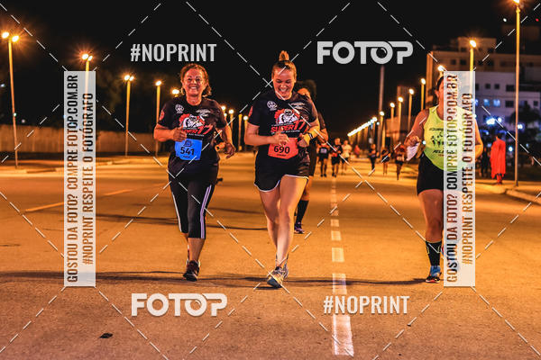 Buy your photos of the event1 Corrida Noturna Super 17 - Etapa Mogi das Cruzes on Fotop