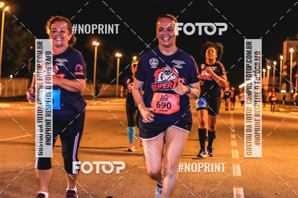 Buy your photos of the event1 Corrida Noturna Super 17 - Etapa Mogi das Cruzes on Fotop