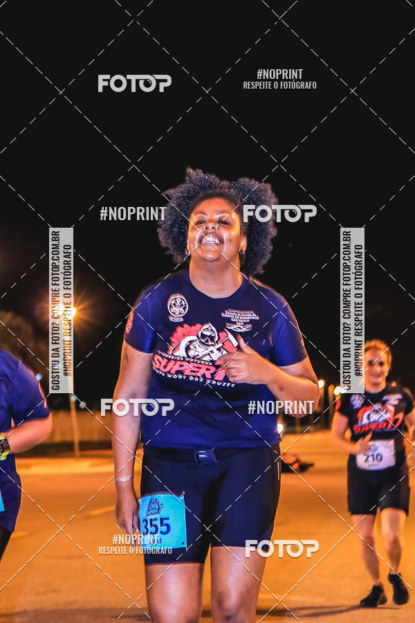Buy your photos of the event1 Corrida Noturna Super 17 - Etapa Mogi das Cruzes on Fotop