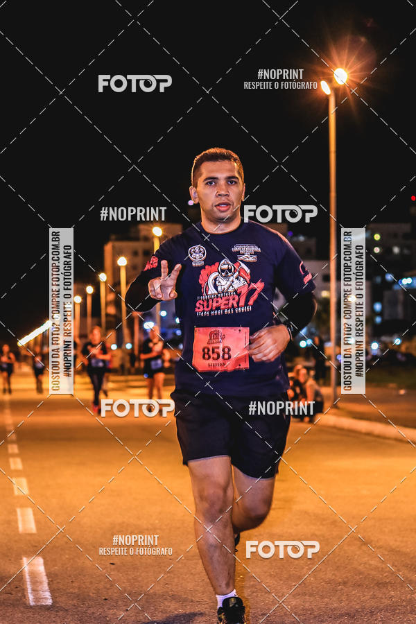 Buy your photos of the event1 Corrida Noturna Super 17 - Etapa Mogi das Cruzes on Fotop