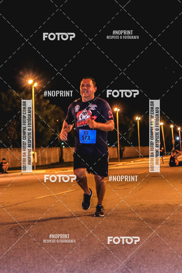 Buy your photos of the event1 Corrida Noturna Super 17 - Etapa Mogi das Cruzes on Fotop