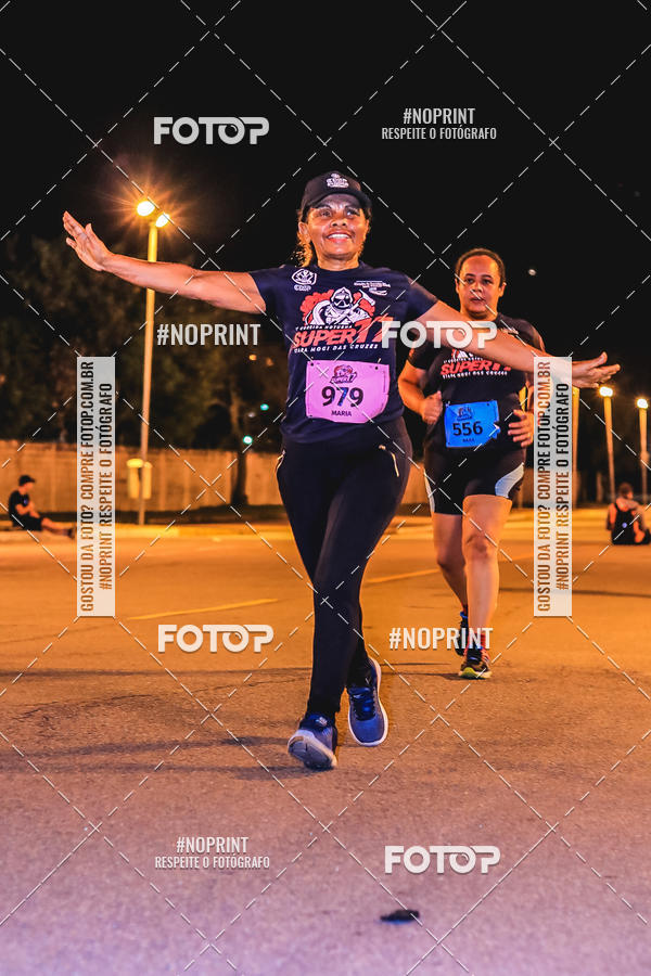 Buy your photos of the event1 Corrida Noturna Super 17 - Etapa Mogi das Cruzes on Fotop