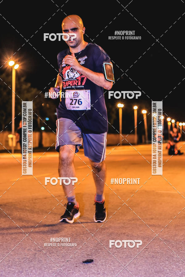 Buy your photos of the event1 Corrida Noturna Super 17 - Etapa Mogi das Cruzes on Fotop