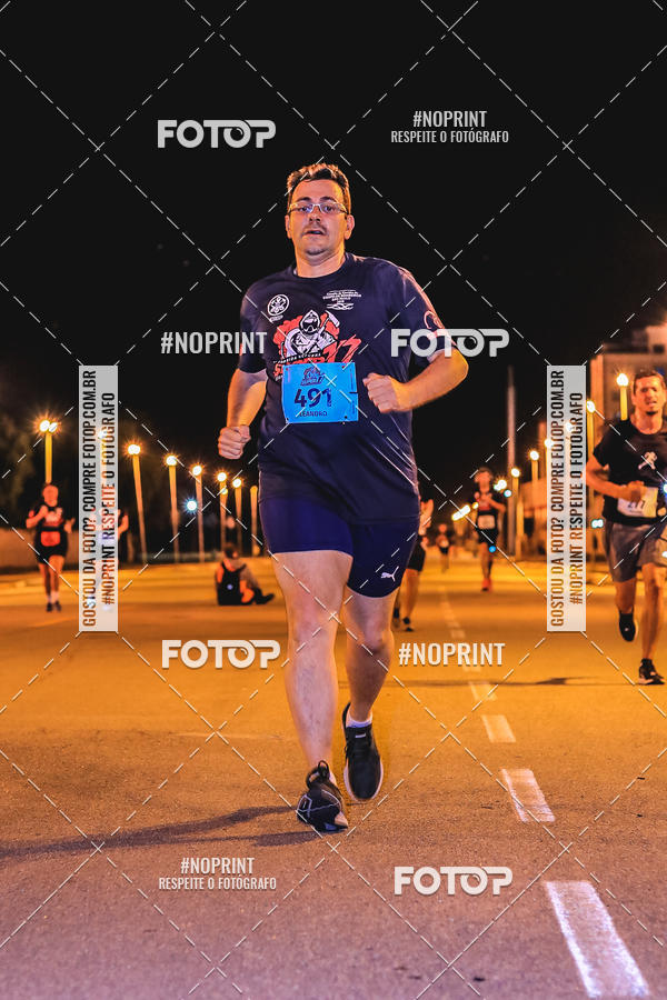 Buy your photos of the event1 Corrida Noturna Super 17 - Etapa Mogi das Cruzes on Fotop