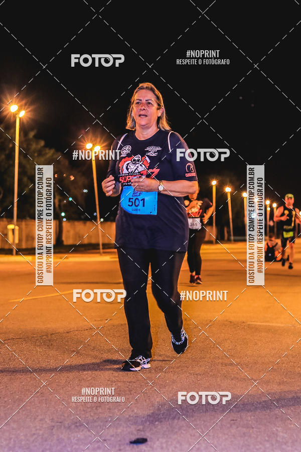 Buy your photos of the event1 Corrida Noturna Super 17 - Etapa Mogi das Cruzes on Fotop
