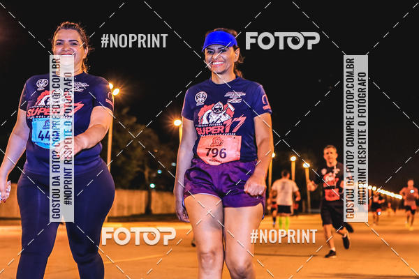 Buy your photos of the event1 Corrida Noturna Super 17 - Etapa Mogi das Cruzes on Fotop
