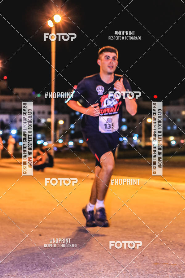 Buy your photos of the event1 Corrida Noturna Super 17 - Etapa Mogi das Cruzes on Fotop